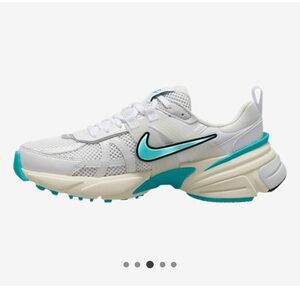 Nike V2K Run sneaker